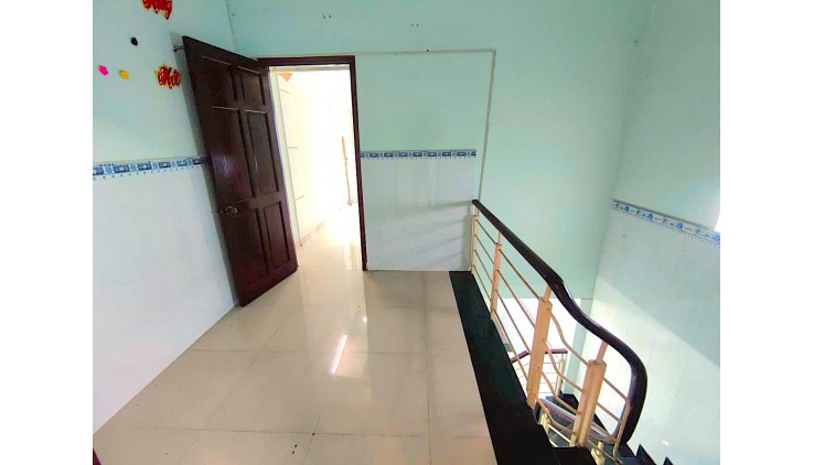 Bán nhà Phường Linh Tây DT sàn 96m2 có 2 Phòng ngủ 2 WC 2 Tầng Đúc chắc chắn giảm 300TR còn 3,75 tỷ